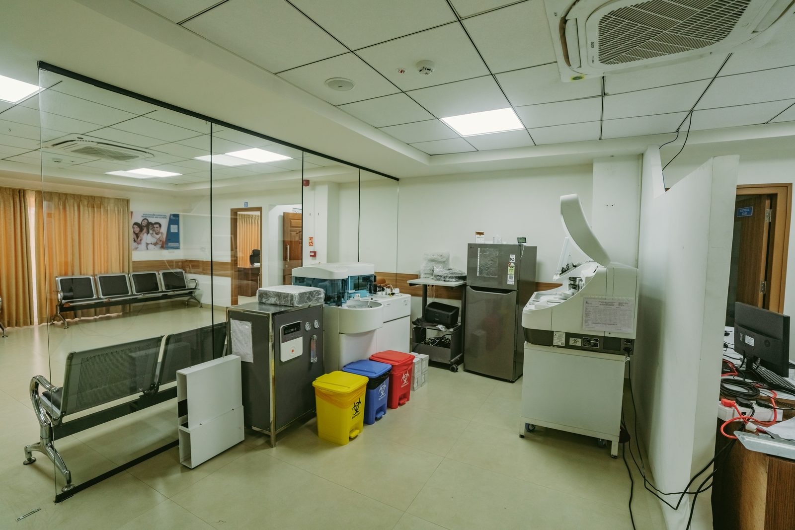 Diagnostics bay with equipment