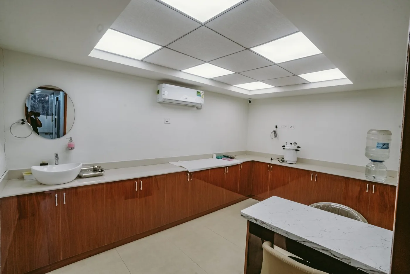 Treatment Room — A clean clinical setting designed around comfort and workflow.
