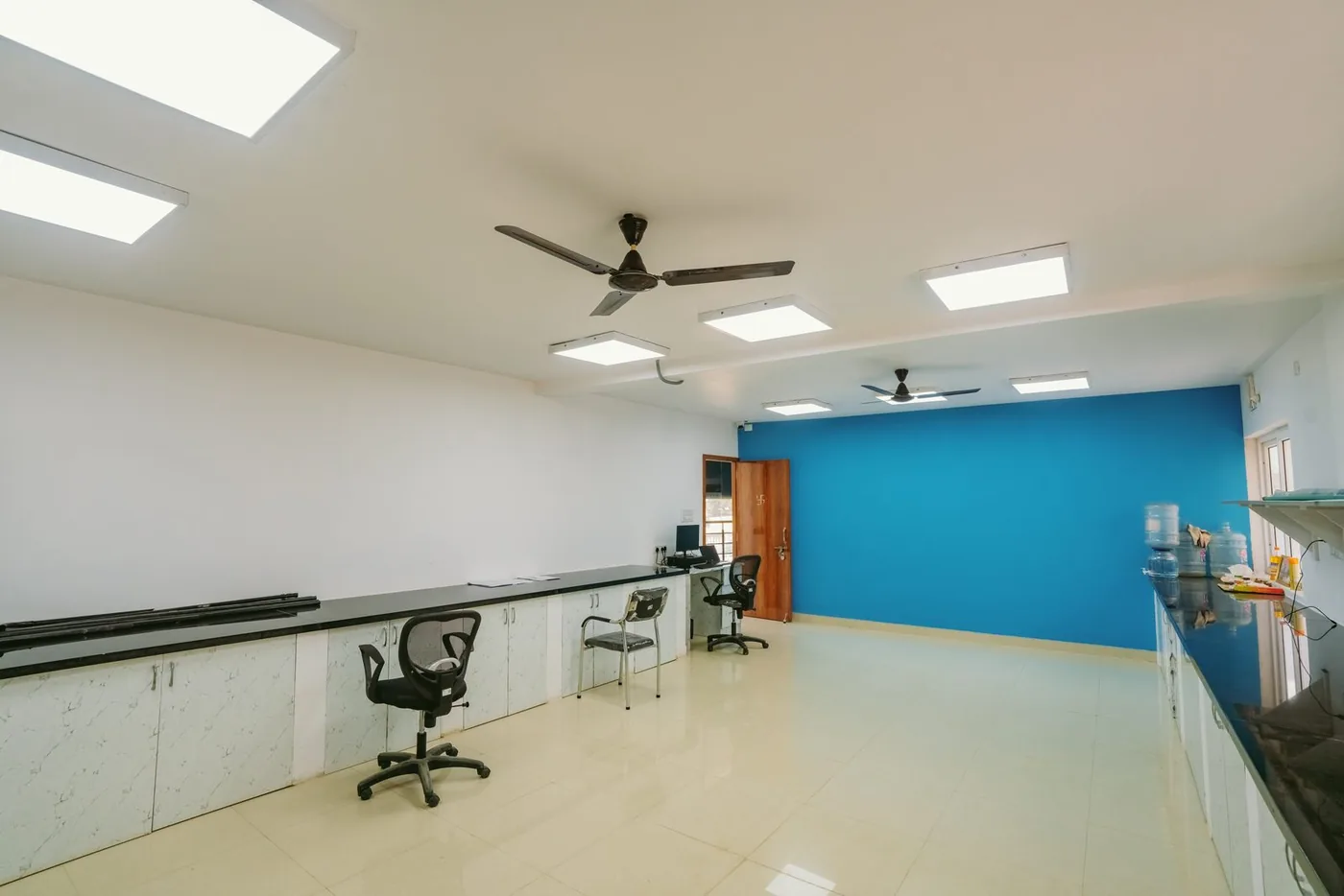 Counters, Karmika Seva Kendra, Candidscape